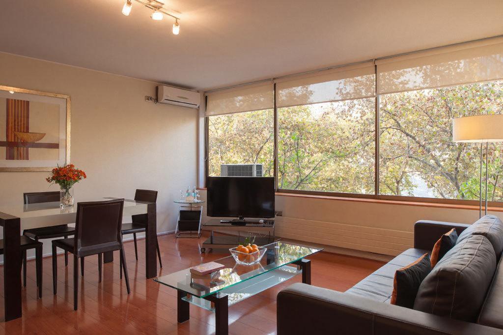 Departamentos Orly Aparthotel Santiago Kültér fotó