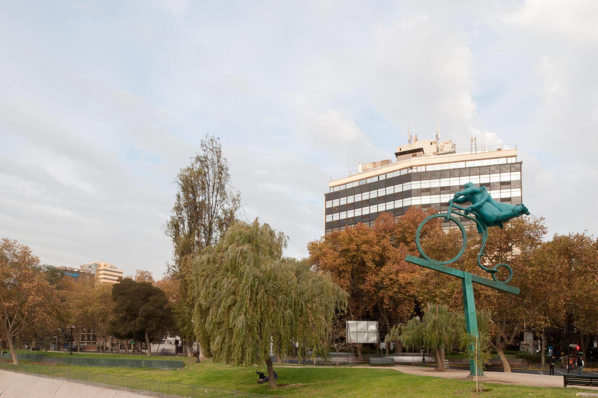 Departamentos Orly Aparthotel Santiago Kültér fotó