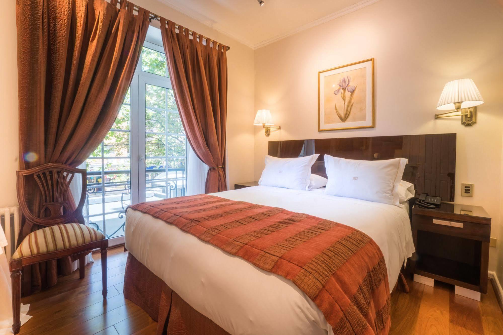 Departamentos Orly Aparthotel Santiago Kültér fotó